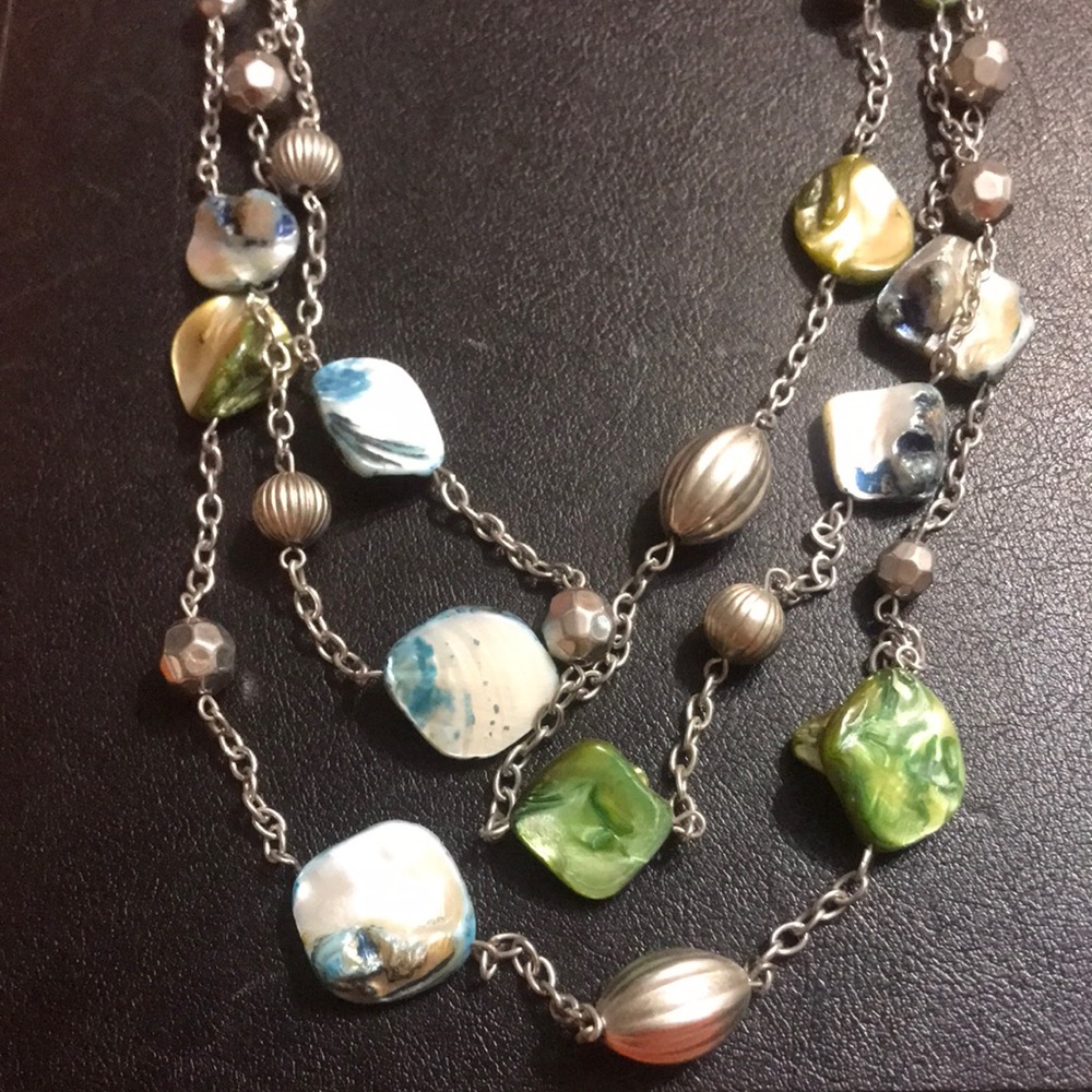 3 Strand Shell necklace silver link chain